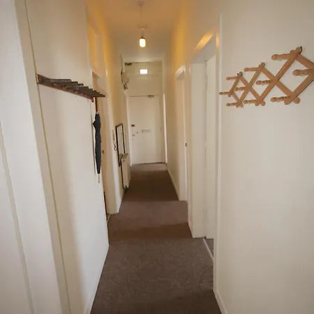 Budget Multi 5 Bedroom *