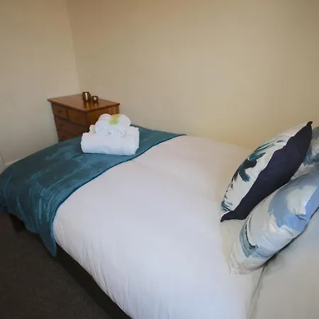Budget Multi 5 Bedroom Εδιμβούργο
