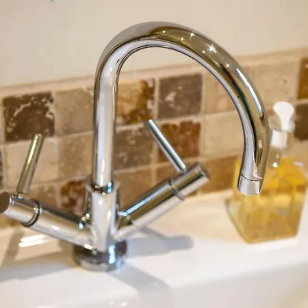 Joivy Stylish In New Town *