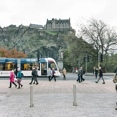 Altido Huge Castle Street Apartment Edinburgh