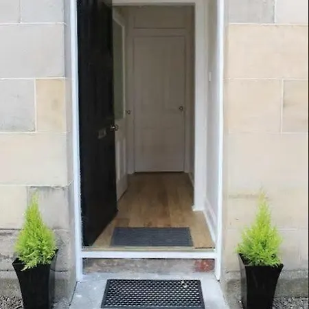 شقة Cosy 1 Bedroom Next To Park 15 Mins Walk To Royal Mile إدنبرة