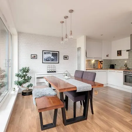 Apartament Altido Ultra Stylish 2 Bed, 2 Bath With Balcony And Parking Edynburg