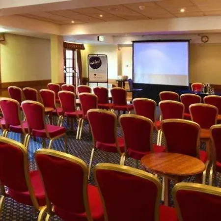 Western Kings Manor 3*