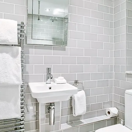 Joivy Luxury Flats On George Street Edinburgh