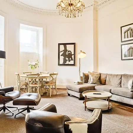 Joivy Luxury Flats On George Street Apartmán Edinburgh