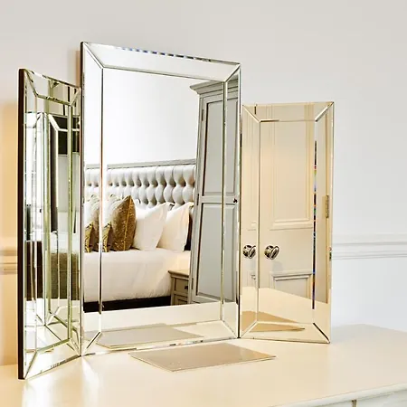 Joivy Luxury Flats On George Street Apartment *