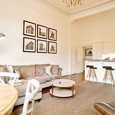 Joivy Luxury Flats On George Street