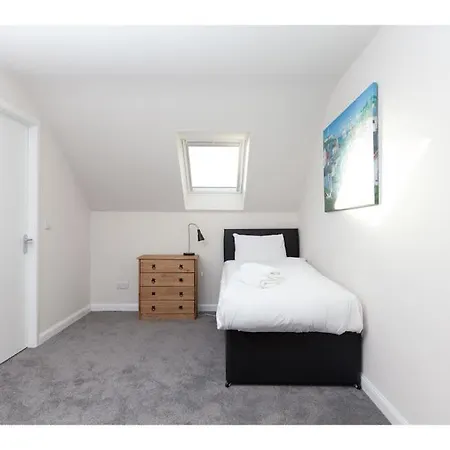 Διαμέρισμα Large 5br House For 10 Near Murrayfield