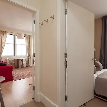 1 Bedroom In Old Town Centre Apartment