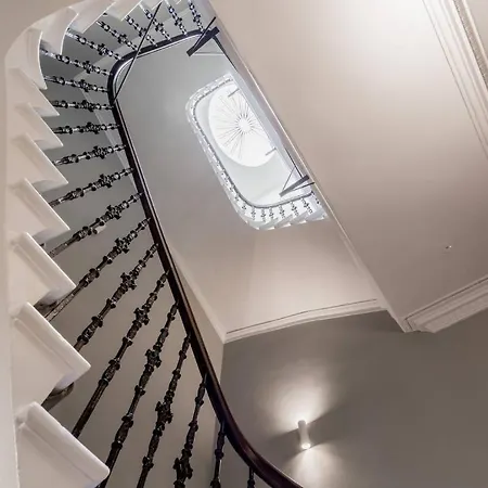 Joivy Luxurious Near Haymarket Station