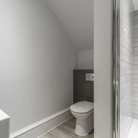 Joivy Luxurious Near Haymarket Station