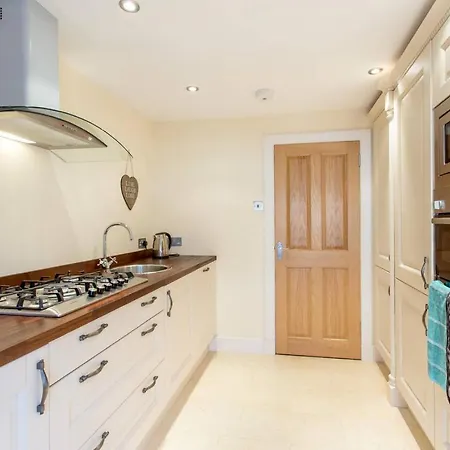 Hébergement de vacances Altido Spacious 3br Mews House Behind Calton Hill Édimbourg
