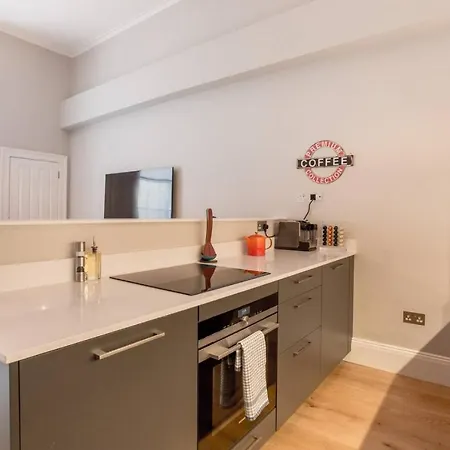 Apartment Altido Stylish 1-bed Flat In The Heart Of New Town Edinburgh