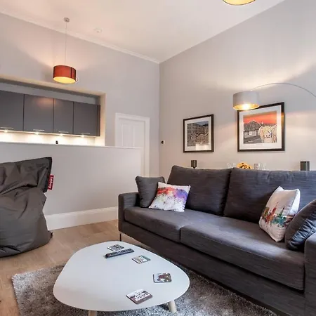 Altido Stylish 1-bed Flat In The Heart Of New Town Apartment