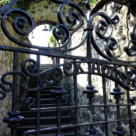 The Rock House - Historic Gem In The Heart Of The City