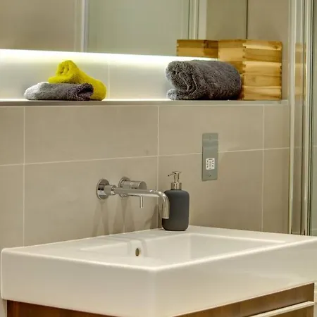 Apartment Penthouse Edinburgh