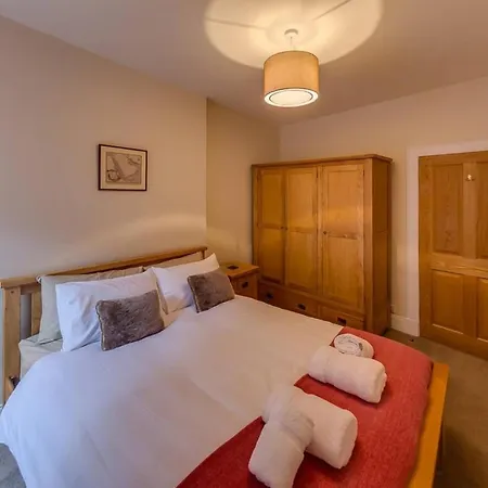 Joivy Stylish In Trendy New Town Location Edinburgh