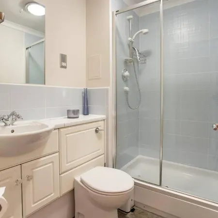 Appartamento Joivy Inviting Near Leith Walk Edimburgo