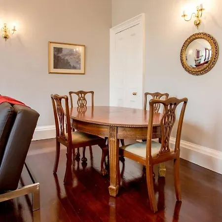 Joivy Spacious In New Town Prime Location Lägenhet *