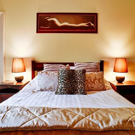 דירה Altido Fabulous Location In Peaceful New Town Cul-de-sac אדינבורו