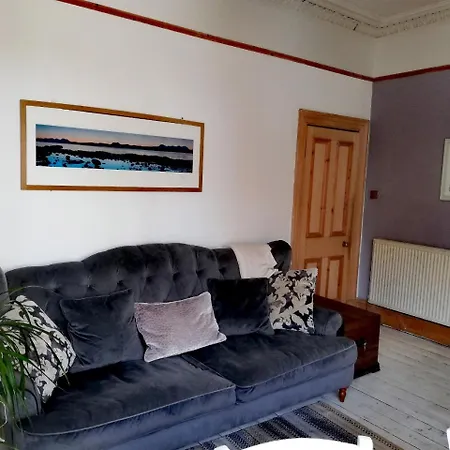 Beautiful And Spacious Flat In Morningside