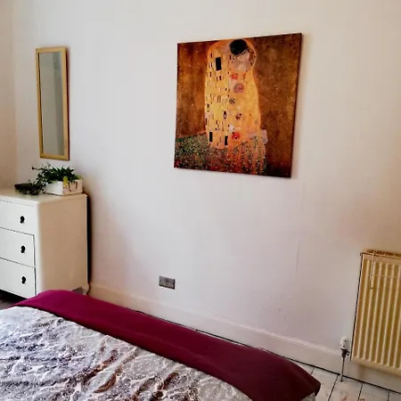 Beautiful And Spacious Flat In Morningside * Εδιμβούργο