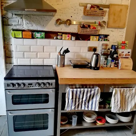 Διαμέρισμα Beautiful And Spacious Flat In Morningside Εδιμβούργο