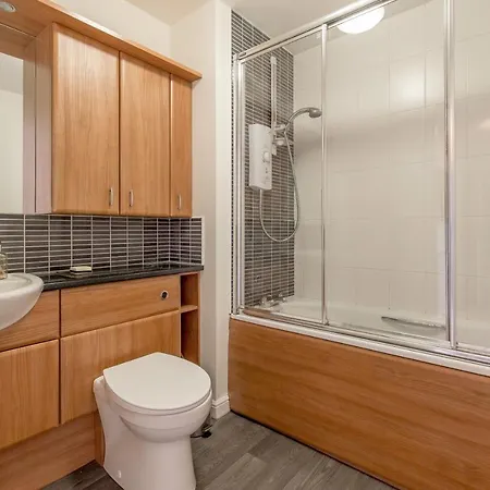 64 Duff Street West End * אדינבורו
