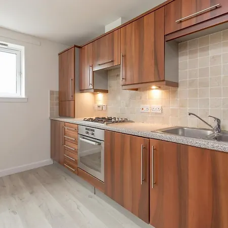 64 Duff Street West End דירה *