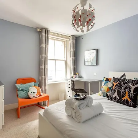 Northumberland Place - Gorgeous 3 Bed Mews House In Central Appartement *