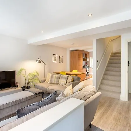 Northumberland Place - Gorgeous 3 Bed Mews House In Central Appartement *