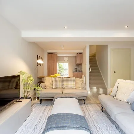 Northumberland Place - Gorgeous 3 Bed Mews House In Central Édimbourg