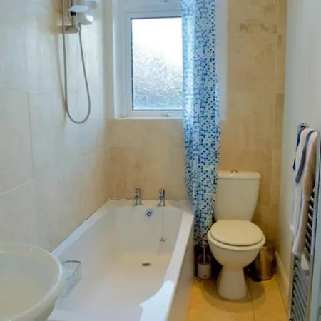Colourful 1 Bedroom Flat Off Leith Walk Appartement *