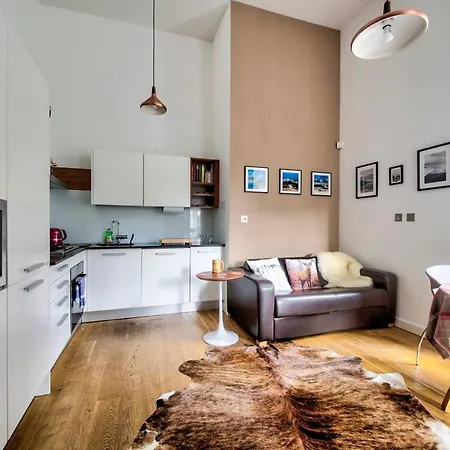 Ultra Stylish Simpson Loan Apt With Free Parking Apartment