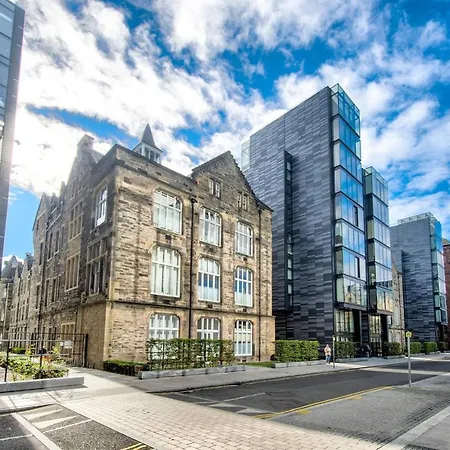 Apartment Ultra Stylish Simpson Loan Apt With Free Parking *