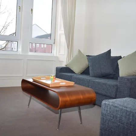 Spacious And Cosy One Bed In Leith! Daire Edinburgh