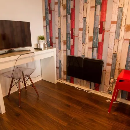 320 Websters Land - Gorgeous Cosy Grassmarket Studio *