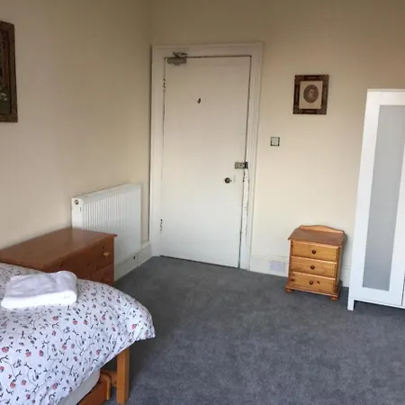 Ukrainian Community Centre Homestay Edinburgh