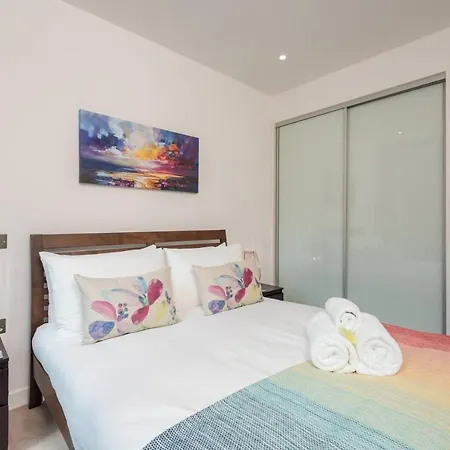 Altido Modern Yet Homely Quartermile With Elevator * Edinburgh