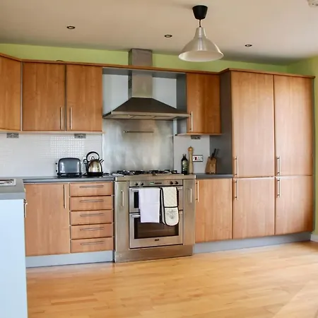 3 Bedroom In Vibrant Area * Εδιμβούργο