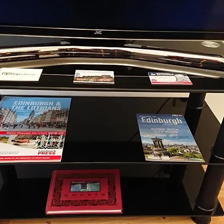 Violet Bank West End. * Édimbourg