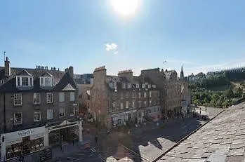 Tony Asga - Tony's Heart Of Centre Sleeps 2 * Edimburgo
