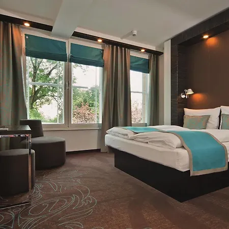 One Edinburgh-royal 3*