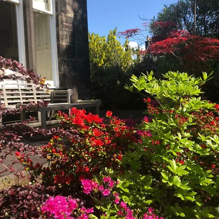 Claremont House Bed & Breakfast