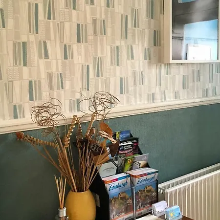 Dalmore Bed & Breakfast 3*