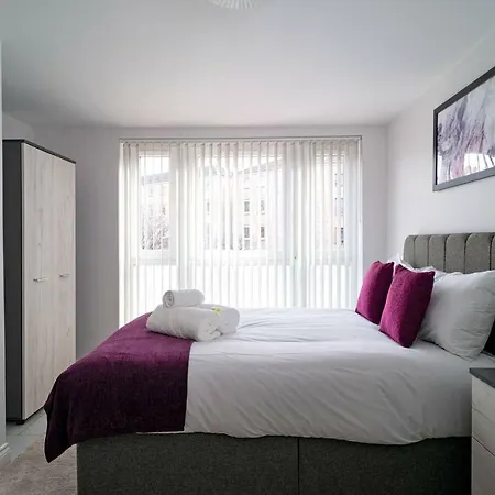 Modern Bright Near Centre Appartement