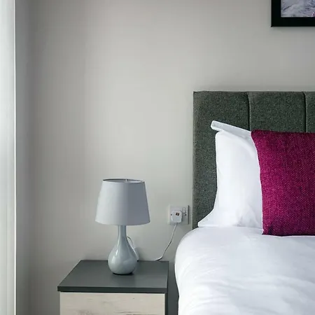Modern Bright Near Centre Appartement
