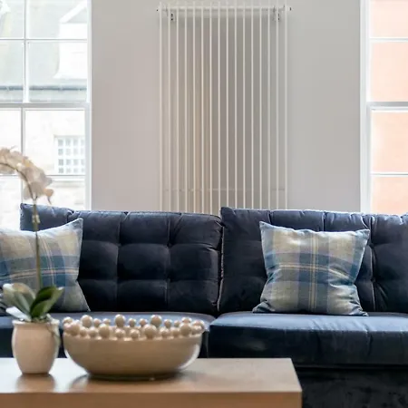 Destiny Scotland - Royal Mile * Эдинбург