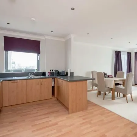 Waterfront By Style Plus Edinburgh