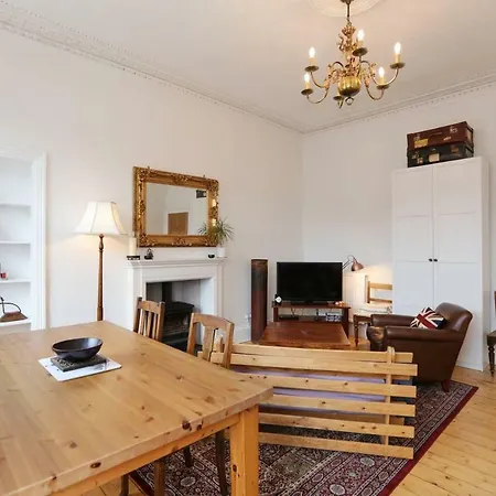 Apartment Traditional Scottish 2 Bed In Historic New Town Edinburgh